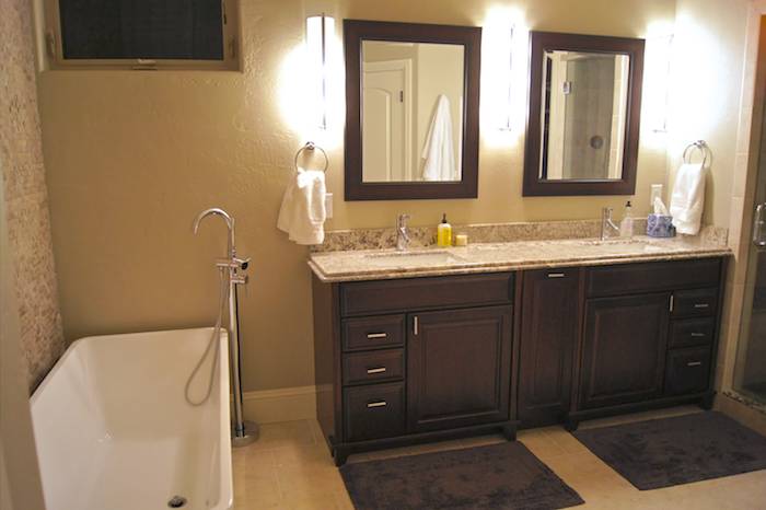 Ruby Trust-master bath